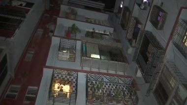 गाजियाबाद: आर्थिक तंगी से परेशान व्यक्ति ने पत्नी, 2 बेटियों की हत्या कर, बिल्डिंग से छलांग लगाकर दी जान