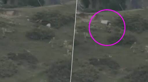 सीमा पर घुसपैठ कर रहे 2 Pak कमांडो को सेना ने किया ढेर, शव ले जाने के लिए फहराया सफेद झंडा- देखें वीडियो