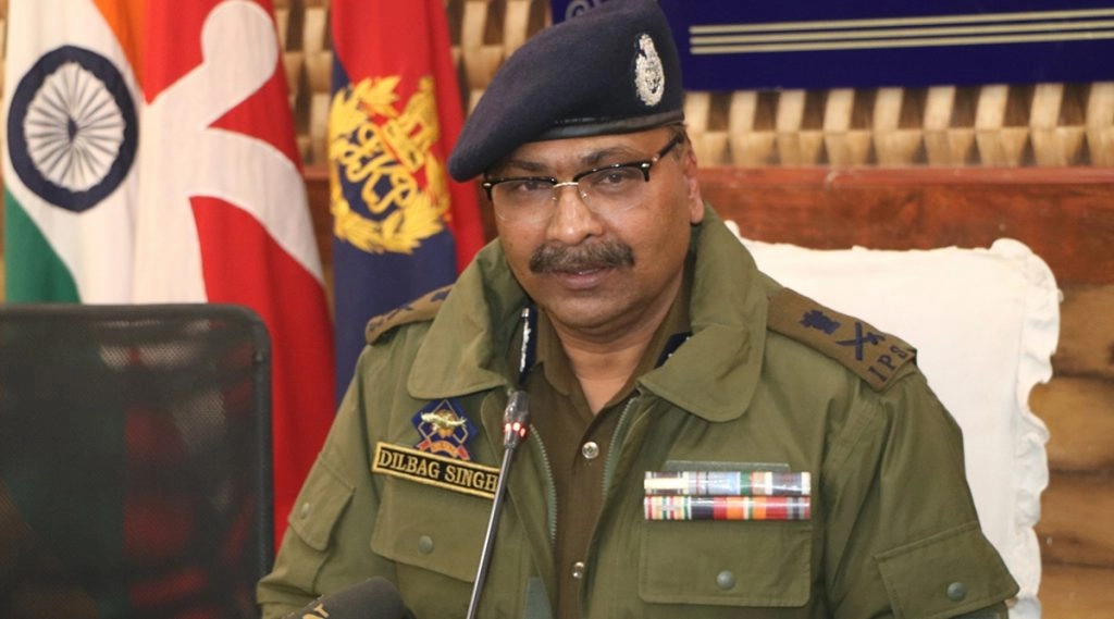 मुहर्रम का जुलूस कवर कर रहे पत्रकारों की पिटाई करने वाले पुलिस अधिकारी के खिलाफ कार्रवाई का आदेश