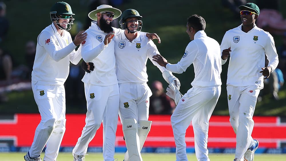 IND vs SA Test Series 2019: दक्षिण अफ्रीका ने टेस्ट सीरीज के लिए इस दिग्गज खिलाड़ी को बनाया कोच, डोमेस्टिक क्रिकेट में कांपते थे गेंदबाज IND vs SA Test Series 2019: दक्षिण अफ्रीका ने टेस्ट सीरीज के लिए इस दिग्गज खिलाड़ी को बनाया कोच, डोमेस्टिक क्रिकेट में कांपते थे गेंदबाज