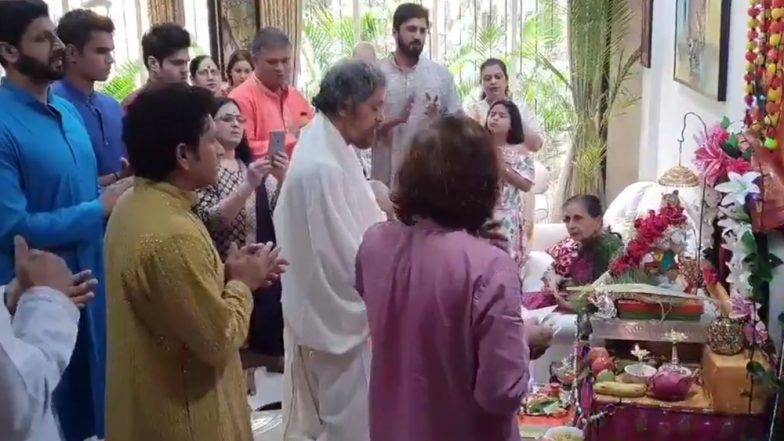 सचिन तेंदुलकर ने गणेश चतुर्थी पर पूजा-अर्चना के साथ देश वासियों को दी बधाई, देखें वीडियो