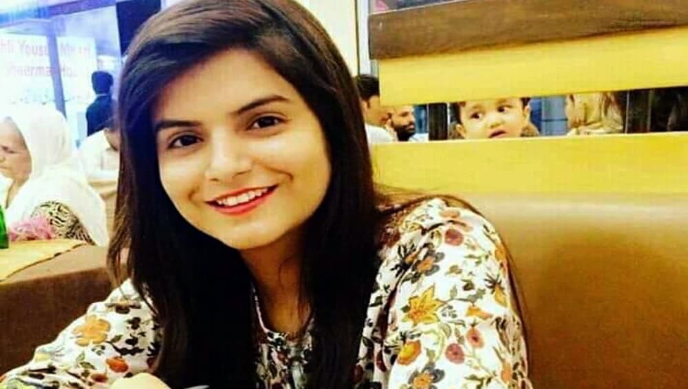 कराची स्वस्थ्य विभाग के मेडिको लीगल सेक्शन के अधिकारियों ने पाकिस्तानी हिंदू लड़की की पोस्टमार्टम रिपोर्ट को लेकर जताया संदेह कराची स्वस्थ्य विभाग के मेडिको लीगल सेक्शन के अधिकारियों ने पाकिस्तानी हिंदू लड़की की पोस्टमार्टम रिपोर्ट को लेकर जताया संदेह