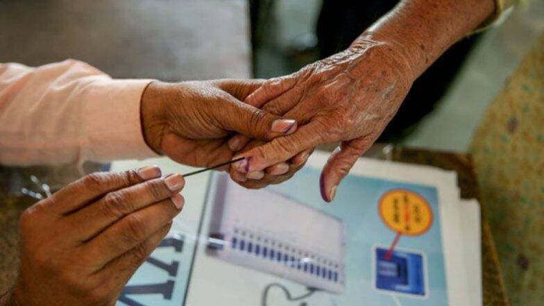 महाराष्ट्र विधानसभा चुनाव 2019: निर्वाचन आयोग की समीक्षा बैठक के बाद 19 या 20 सितंबर को हो सकता है तारीखों का ऐलान महाराष्ट्र विधानसभा चुनाव 2019: निर्वाचन आयोग की समीक्षा बैठक के बाद 19 या 20 सितंबर को हो सकता है तारीखों का ऐलान