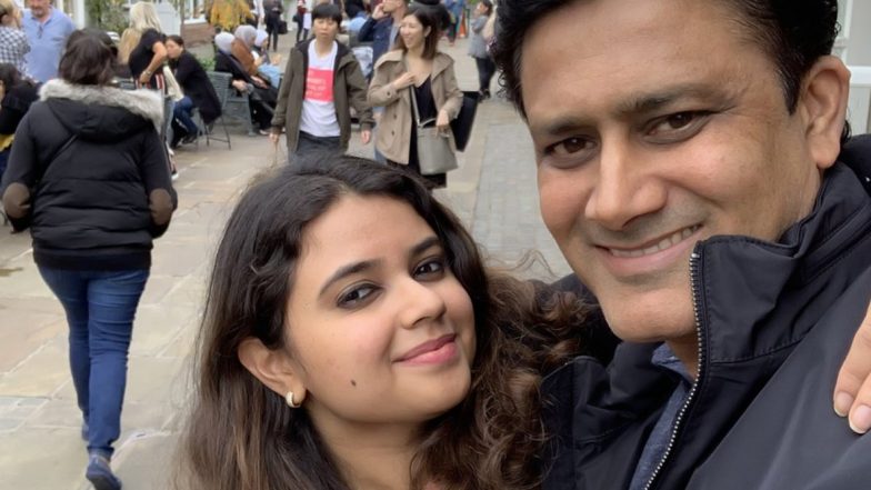 पूर्व भारतीय कप्तान अनिल कुंबले अपनी बेटी के साथ लंदन की सड़कों घुमते हुए आए नजर