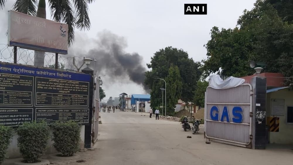 उन्नाव के हिन्दुस्तान पेट्रोलियम एलपीजी गैस संयंत्र में लगी आग पर पाया गया काबू, तीन मजदूर झुलसे