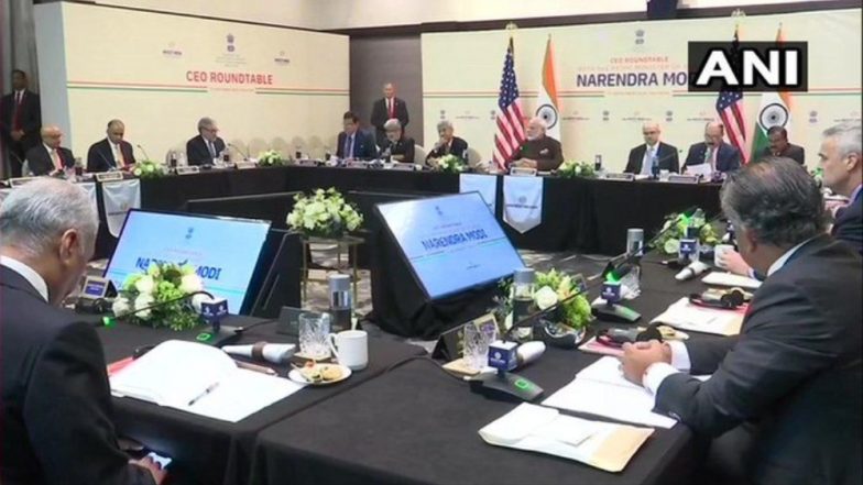 ह्यूस्टन: हाउडी मोदी कार्यक्रम से पहले प्रधानमंत्री नरेंद्र मोदी ने ऑयल सेक्टर के 16 सीईओ से की बातचीत