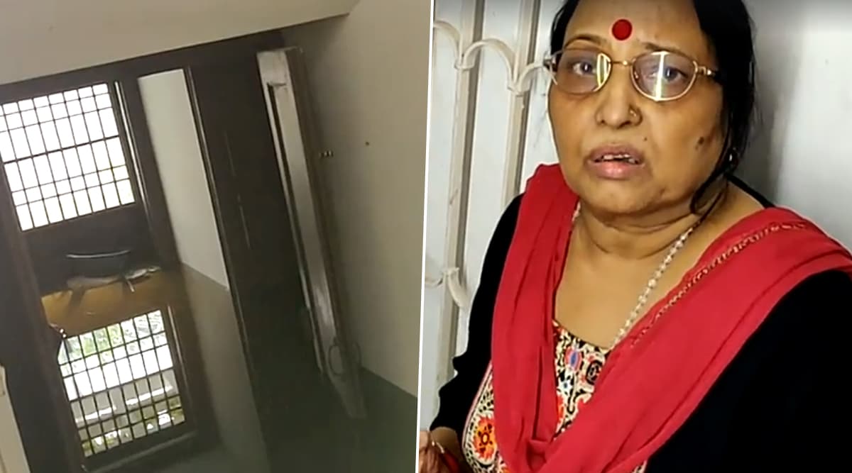 पटना: जलजमाव के कारण घर में फंसी शारदा सिन्हा ने फेसबुक के जरिए लगाई मदद की गुहार, रेस्क्यू के बाद बोलीं- मुझे लग रहा था कि मैं डूब जाऊंगी पटना: जलजमाव के कारण घर में फंसी शारदा सिन्हा ने फेसबुक के जरिए लगाई मदद की गुहार, रेस्क्यू के बाद बोलीं- मुझे लग रहा था कि मैं डूब जाऊंगी