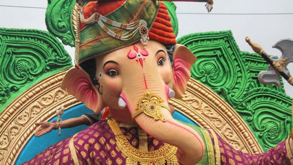 गणेश चतुर्थी 2019: अनुराधा पौडवाल और अनूप जलोटा के भजनों के साथ करें गणपति बाप्पा का स्वागत, देखें Video Songs गणेश चतुर्थी 2019: अनुराधा पौडवाल और अनूप जलोटा के भजनों के साथ करें गणपति बाप्पा का स्वागत, देखें Video Songs