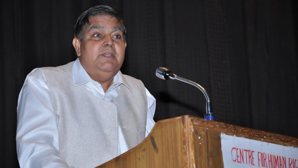 पश्चिम बंगाल के राज्यपाल जगदीप धनखड़ अस्पताल में भर्ती बीजेपी सांसद अर्जुन सिंह को देखने पहुंचे पश्चिम बंगाल के राज्यपाल जगदीप धनखड़ अस्पताल में भर्ती बीजेपी सांसद अर्जुन सिंह को देखने पहुंचे