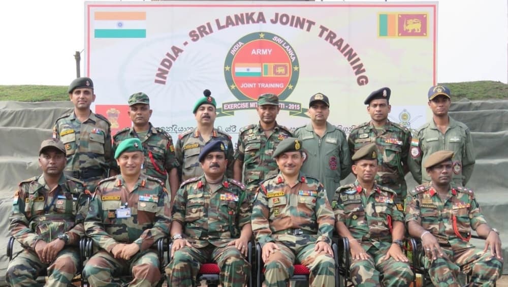 बंगाल की खाड़ी में भारत और श्रीलंका की नौसेनाओं ने शुरू किया संयुक्त अभ्यास बंगाल की खाड़ी में भारत और श्रीलंका की नौसेनाओं ने शुरू किया संयुक्त अभ्यास