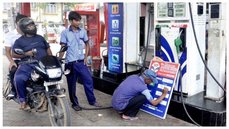2 दिन के ब्रेक के बाद फिर बढ़े पेट्रोल, डीजल के दाम, जानें आज क्या है आपके शहर में भाव