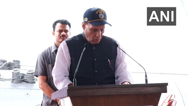 केंद्रीय रक्षा मंत्री राजनाथ सिंह आतंकवाद पर कसा तंज, कहा- कुछ ताकतें मुंबई जैसे हमले दोबारा करना चाहती हैं, उन्हें कामयाब नहीं होनें देंगे