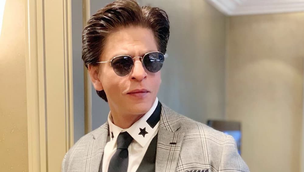 शाहरुख खान ने अपने जन्मदिन के दौरान प्रशंसकों को किया संबोधित, कहा- जानबूझकर नहीं बनाई खराब फिल्में शाहरुख खान ने अपने जन्मदिन के दौरान प्रशंसकों को किया संबोधित, कहा- जानबूझकर नहीं बनाई खराब फिल्में