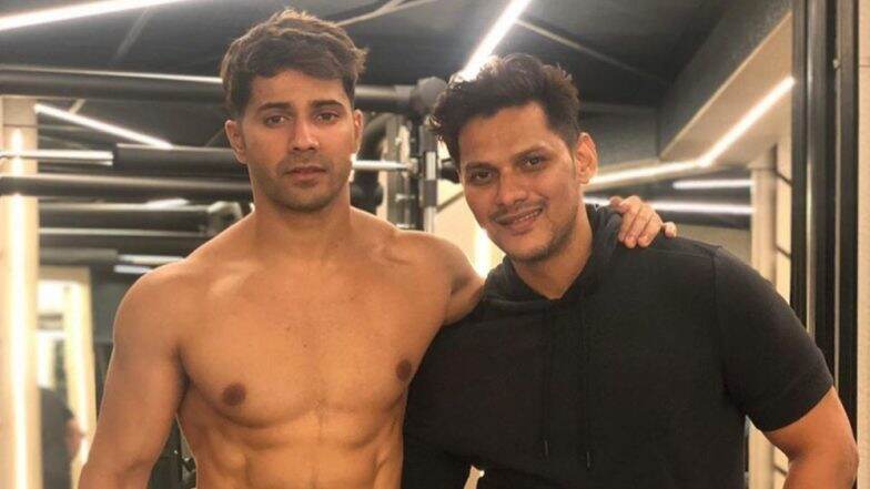 जिम में अल्ताफ राजा के गाने पर कार्डियो करते है वरुण धवन, शेयर किया ये फन्नी वीडियो जिम में अल्ताफ राजा के गाने पर कार्डियो करते है वरुण धवन, शेयर किया ये फन्नी वीडियो