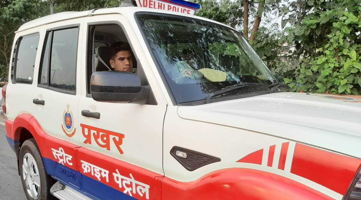 आधुनिक तकनीक से लैस होने के बावजूद दिल्ली पुलिस अपराध रोकने में नाकाम, जनता को झेलनी पड़ रही है परेशानी आधुनिक तकनीक से लैस होने के बावजूद दिल्ली पुलिस अपराध रोकने में नाकाम, जनता को झेलनी पड़ रही है परेशानी