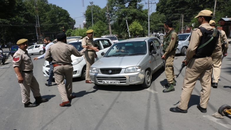 जम्मू-कश्मीर में अब 'विलय दिवस' के दिन होगी छुट्टी, खत्म हुआ शेख अब्दुल्ला जयंती पर अवकाश