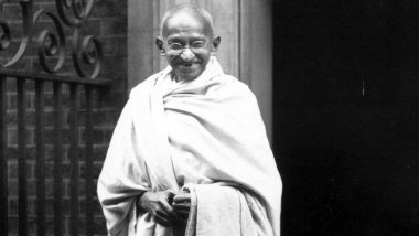 Mahatma Gandhi Jayanti 2019: साल 1934 में बंद रेल फाटक ने ऐसे महात्मा गांधी की बचाई थी जान