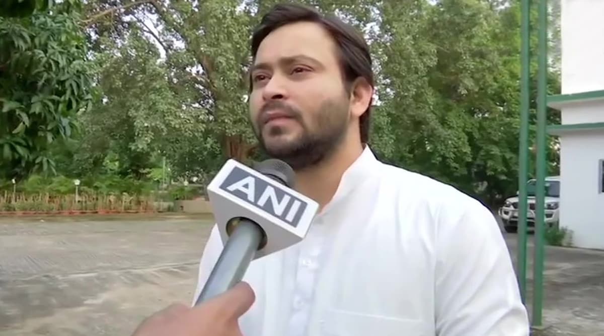 Ayodhya Verdict: तेजस्वी यादव ने फैसले का किया स्वागत, कहा- अब स्कूल, कॉलेज और रोजगार पर फोकस करना चाहिए Ayodhya Verdict: तेजस्वी यादव ने फैसले का किया स्वागत, कहा- अब स्कूल, कॉलेज और रोजगार पर फोकस करना चाहिए