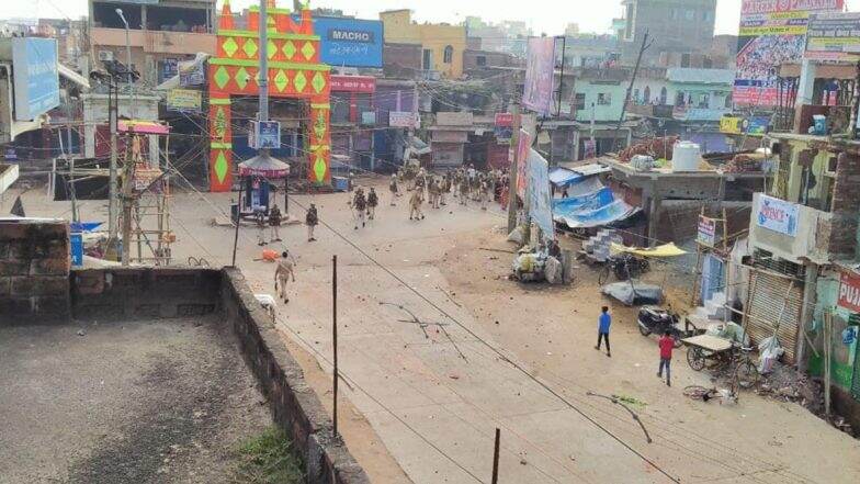 बिहार: जहानाबाद में हिंसा के बाद पुलिस लगातार कर रही गश्त, 50 से अधिक उपद्रवी गिरफ्तार बिहार: जहानाबाद में हिंसा के बाद पुलिस लगातार कर रही गश्त, 50 से अधिक उपद्रवी गिरफ्तार