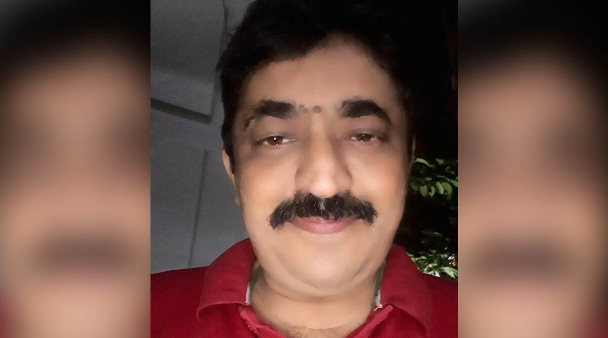 मुंबई: PMC बैंक के खाताधारक संजय गुलाटी की मौत, सोमवार को किला कोर्ट के बाहर किया था प्रदर्शन, अकाउंट में जमा थे 90 लाख मुंबई: PMC बैंक के खाताधारक संजय गुलाटी की मौत, सोमवार को किला कोर्ट के बाहर किया था प्रदर्शन, अकाउंट में जमा थे 90 लाख