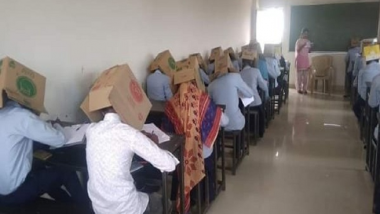 कर्नाटक: कॉलेज ने नकल रोकने के लिए अपनाया अजीबोगरीब तरीका, बॉक्स पहनाकर छात्रों से दिलवाया एग्जाम