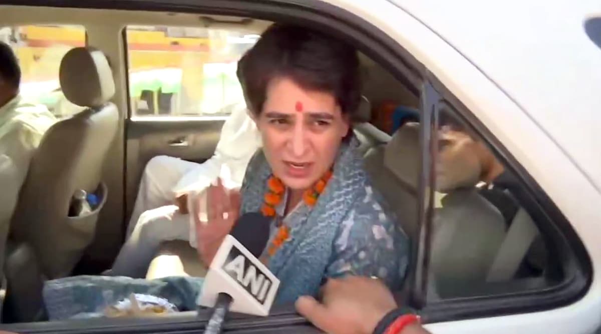 कैग रिपोर्ट पर बोली प्रियंका गांधी- बीजेपी सरकार की स्किल बनाना नहीं बेंचना है कैग रिपोर्ट पर बोली प्रियंका गांधी- बीजेपी सरकार की स्किल बनाना नहीं बेंचना है