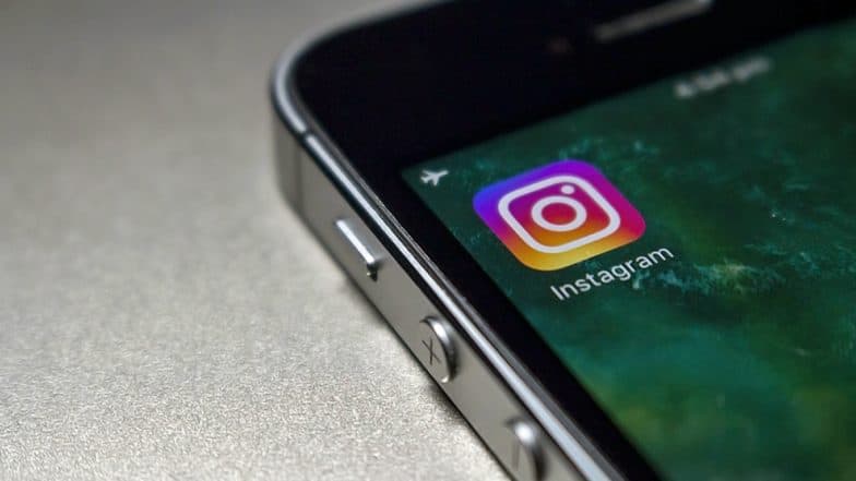 Instagram Down: दुनिया के कई देशों में डाउन हुआ इंस्टाग्राम, यूजर्स ट्विटर पर कर रहे शिकायत Instagram Down: दुनिया के कई देशों में डाउन हुआ इंस्टाग्राम, यूजर्स ट्विटर पर कर रहे शिकायत