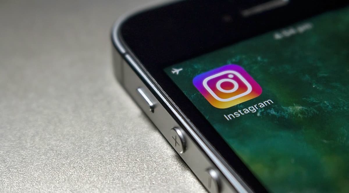 Instagram Down: दुनिया के कई देशों में डाउन हुआ इंस्टाग्राम, यूजर्स ट्विटर पर कर रहे शिकायत Instagram Down: दुनिया के कई देशों में डाउन हुआ इंस्टाग्राम, यूजर्स ट्विटर पर कर रहे शिकायत