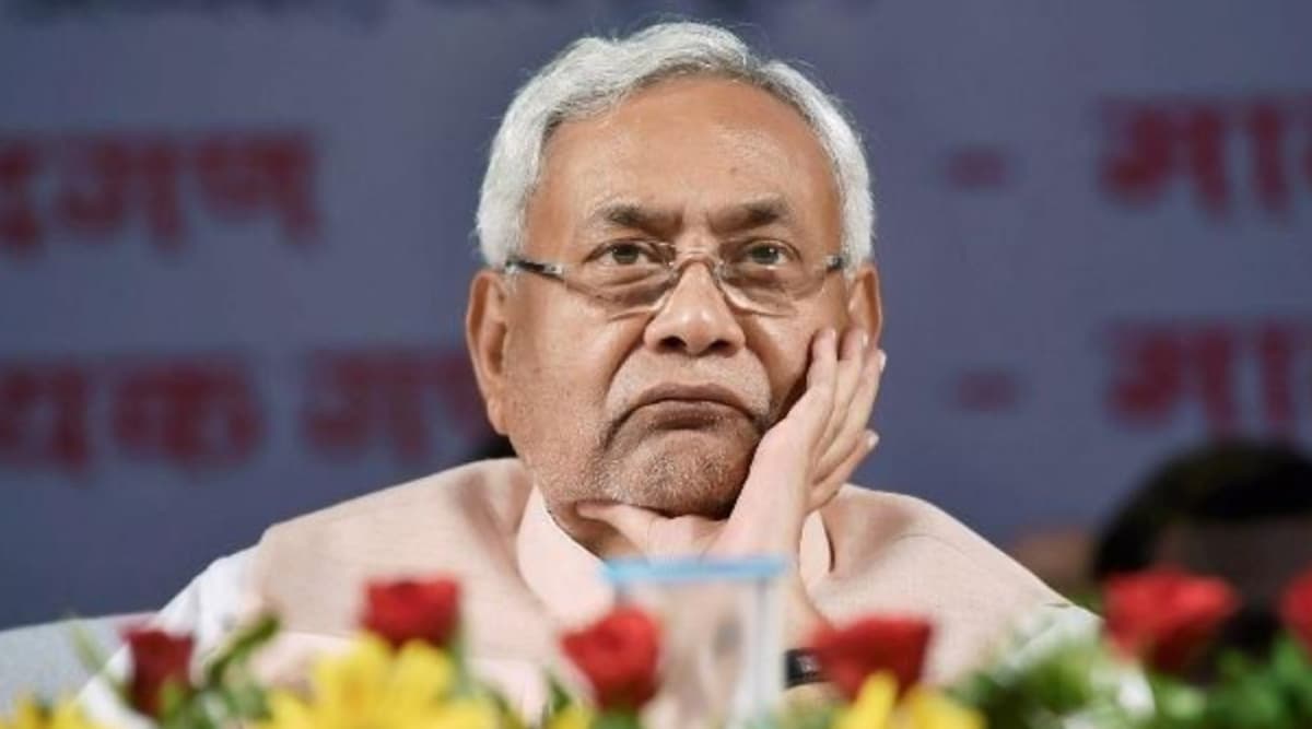 बिहार: नीतीश कुमार का दोहरा सियासी चेहरा, नागरिकता संशोधन कानून के साथ और NRC के खिलाफ