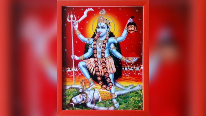Diwali 2019 Kali Chaudas: मां काली के भक्तों पर काला जादू, टोना टोटकों व असाध्य बीमारियों का नहीं होता असर!