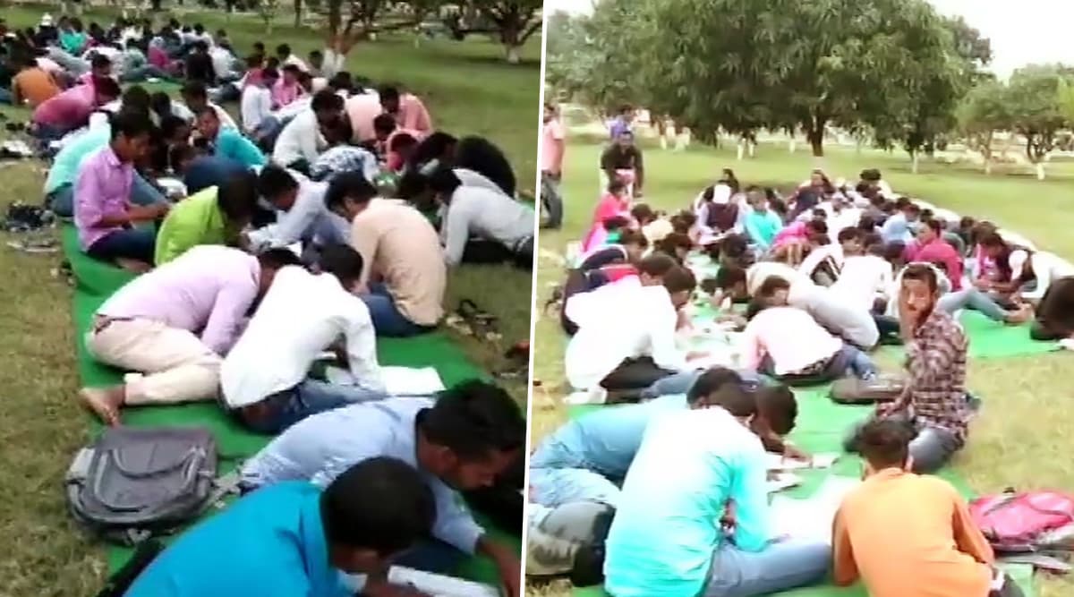 बिहार: नीतीश सरकार की शिक्षा व्यवस्था की खुली पोल, बेतिया में खुले में परीक्षा देते नजर आए स्टूडेंट्स बिहार: नीतीश सरकार की शिक्षा व्यवस्था की खुली पोल, बेतिया में खुले में परीक्षा देते नजर आए स्टूडेंट्स