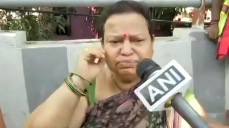 बिहार: रेस्क्यू के बाद बाढ़ का खौफनाक मंजर याद कर रो पड़ी महिला, देखें VIDEO