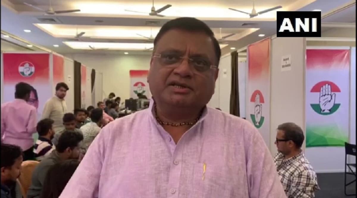 महाराष्ट्र विधानसभा चुनाव 2019: कांग्रेस ने लगाया EVM में गड़बड़ी का आरोप, अविनाश पांडे बोले-चुनाव आयोग से की मामले की शिकायत महाराष्ट्र विधानसभा चुनाव 2019: कांग्रेस ने लगाया EVM में गड़बड़ी का आरोप, अविनाश पांडे बोले-चुनाव आयोग से की मामले की शिकायत