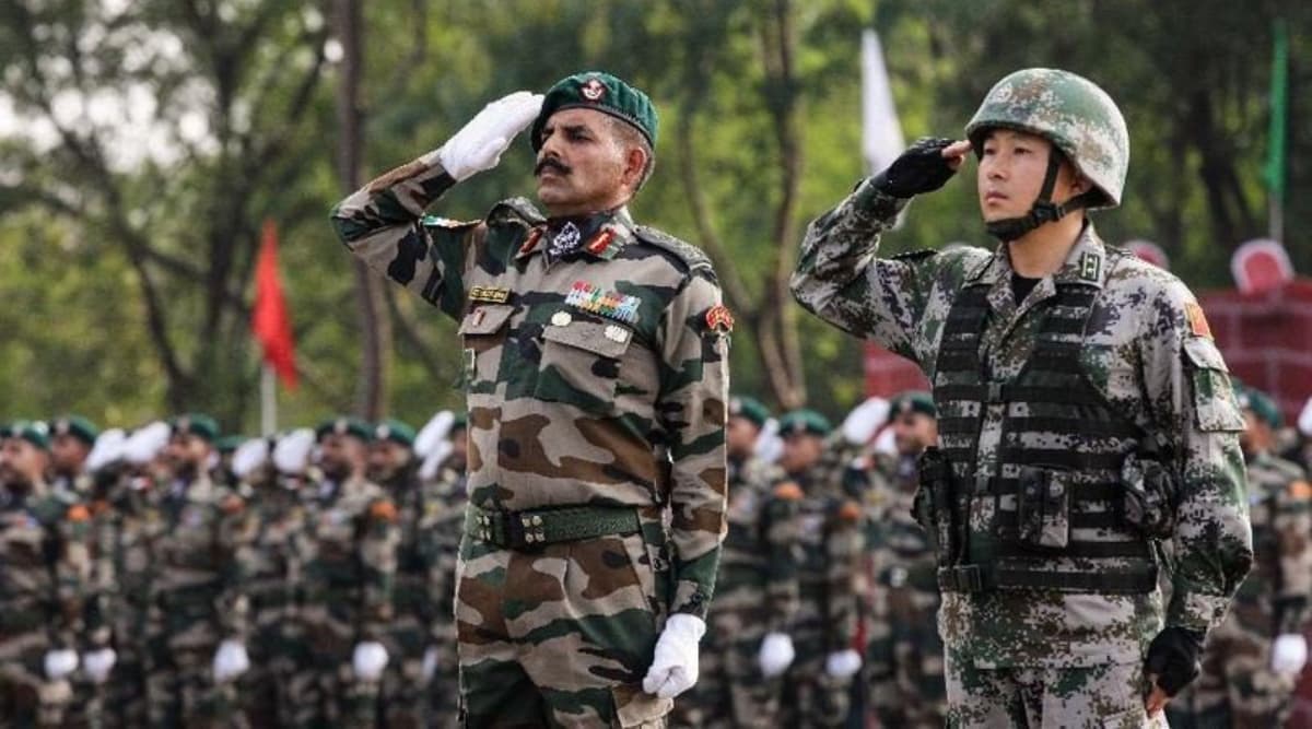 युद्धाभ्यास ‘हैंड-इन-हैंड 2019’ में भारतीय और चीनी सैनिक दिखाएंगे दमखम, आतंक के खात्मे की करेंगे तैयारी युद्धाभ्यास ‘हैंड-इन-हैंड 2019’ में भारतीय और चीनी सैनिक दिखाएंगे दमखम, आतंक के खात्मे की करेंगे तैयारी