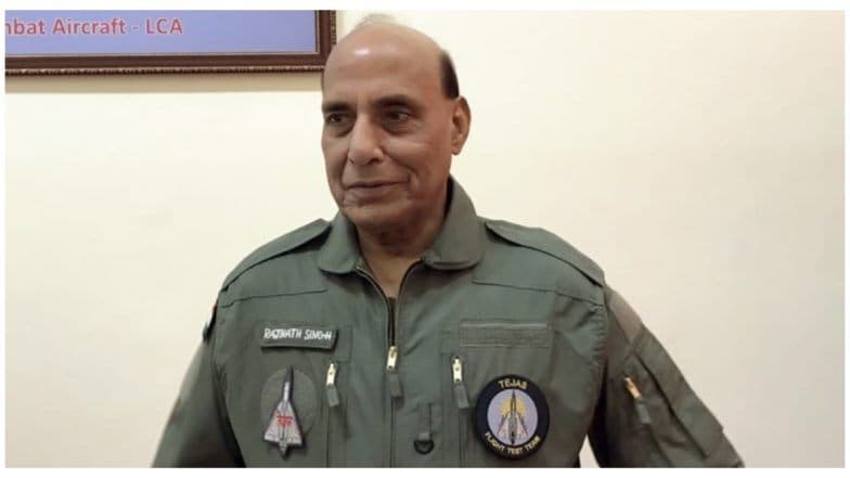 भारत को आज मिलेगा पहला राफेल जेट, उड़ान भरने से पहले राजनाथ सिंह ने फ्रांसीसी राष्ट्रपति एमैनुएल मैक्रों से की मुलाकात भारत को आज मिलेगा पहला राफेल जेट, उड़ान भरने से पहले राजनाथ सिंह ने फ्रांसीसी राष्ट्रपति एमैनुएल मैक्रों से की मुलाकात