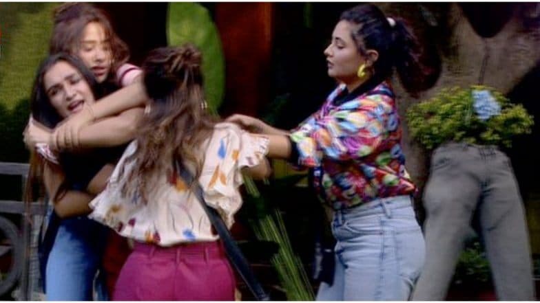 Bigg Boss 13 Day 25 Highlights: घर में हुई लड़ाई तो बिग बॉस ने दी चेतावनी, ऐसे शांत किया माहोल Bigg Boss 13 Day 25 Highlights: घर में हुई लड़ाई तो बिग बॉस ने दी चेतावनी, ऐसे शांत किया माहोल
