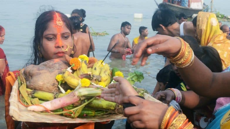 Chhath Puja 2019: आस्था ही नहीं छठ पूजा से जुड़े हैं स्वास्थ्य संबंधी कई फायदे, जानें व्रत से जुड़ी कुछ महत्वपूर्ण बातें Chhath Puja 2019: आस्था ही नहीं छठ पूजा से जुड़े हैं स्वास्थ्य संबंधी कई फायदे, जानें व्रत से जुड़ी कुछ महत्वपूर्ण बातें