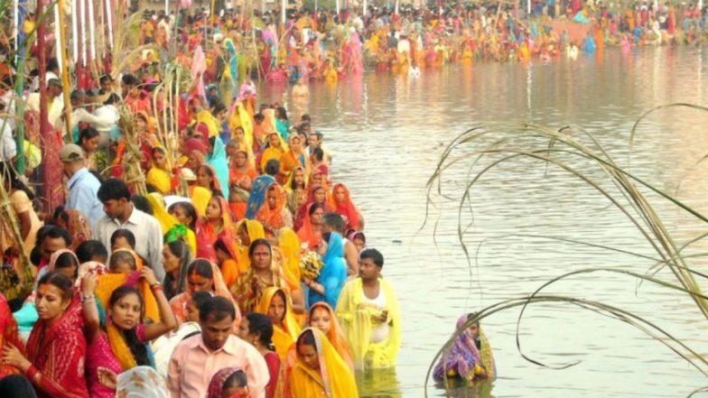 Chhath Puja 2019: चार दिवसीय छठ महापर्व की तैयारियों में जुटे श्रद्धालु, प्रशासन ने भी कसी कमर