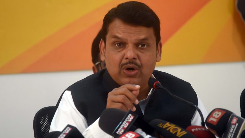 महाराष्ट्र: देवेंद्र फडणवीस ने सीएम उद्धव ठाकरे को लिखा पत्र, मुंबई में कोरोना टेस्टिंग बढ़ाने की मांग की