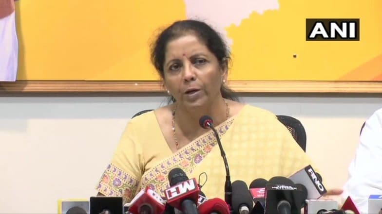 वित्त मंत्री निर्मला सीतारमण ने कहा- विभिन्न क्षेत्रों की मदद के लिए विशेष उपाय कर रही है सरकार वित्त मंत्री निर्मला सीतारमण ने कहा- विभिन्न क्षेत्रों की मदद के लिए विशेष उपाय कर रही है सरकार