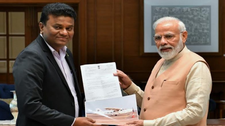 प्रधानमंत्री नरेंद्र मोदी ने स्वदेशी प्रायोगिक हवाई जहाज निर्माण करने वाले 'पायलट यादव' से की मुलाकात