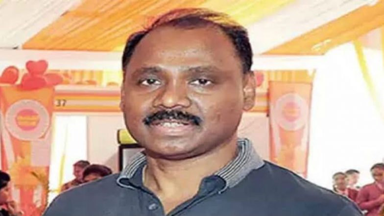 जम्मू कश्मीर के नए उप राज्यपाल बने गिरीश चंद्र मुर्मू , सत्यपाल मलिक का गोवा ट्रांसफर 