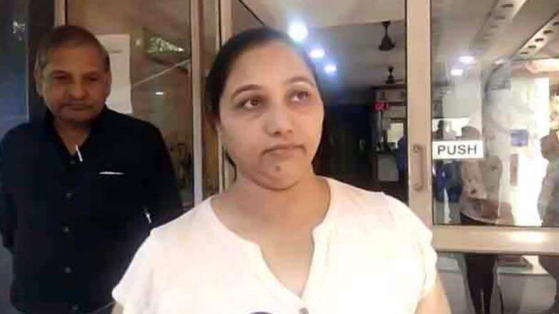 पीएम मोदी की भतीजी से झपटमारी करने वाले बदमाशों की हुई पहचान, दिल्ली पुलिस ने कहा- जल्द होगी गिरफ्तारी पीएम मोदी की भतीजी से झपटमारी करने वाले बदमाशों की हुई पहचान, दिल्ली पुलिस ने कहा- जल्द होगी गिरफ्तारी