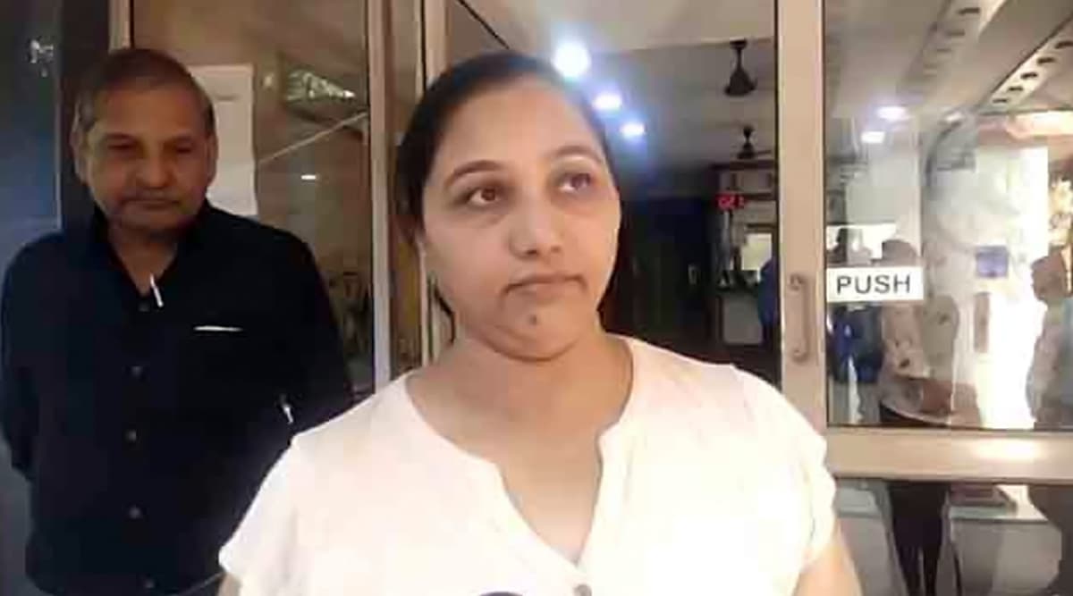 पीएम मोदी की भतीजी से झपटमारी करने वाले बदमाशों की हुई पहचान, दिल्ली पुलिस ने कहा- जल्द होगी गिरफ्तारी पीएम मोदी की भतीजी से झपटमारी करने वाले बदमाशों की हुई पहचान, दिल्ली पुलिस ने कहा- जल्द होगी गिरफ्तारी