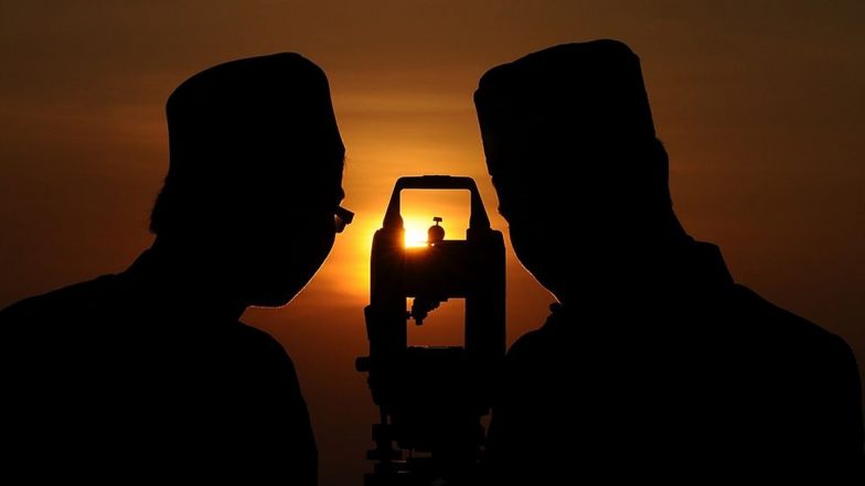 Eid 2020 Moon Sighting in Maharashtra: मुंबई-पुणे-नासिक और औरंगाबाद समेत पूरे महाराष्ट्र के मुसलमान आज करेंगे ईद का चांद देखने की कोशिश