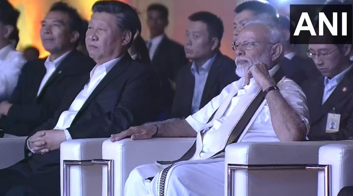महाबलीपुरम मंदिर में पीएम मोदी और शी जिनपिंग हुए सांस्कृतिक कार्यक्रम में शामिल, जम्मू-कश्मीर से अनुच्छेद 370 हटाए जाने के बाद पहली मुलाकात महाबलीपुरम मंदिर में पीएम मोदी और शी जिनपिंग हुए सांस्कृतिक कार्यक्रम में शामिल, जम्मू-कश्मीर से अनुच्छेद 370 हटाए जाने के बाद पहली मुलाकात