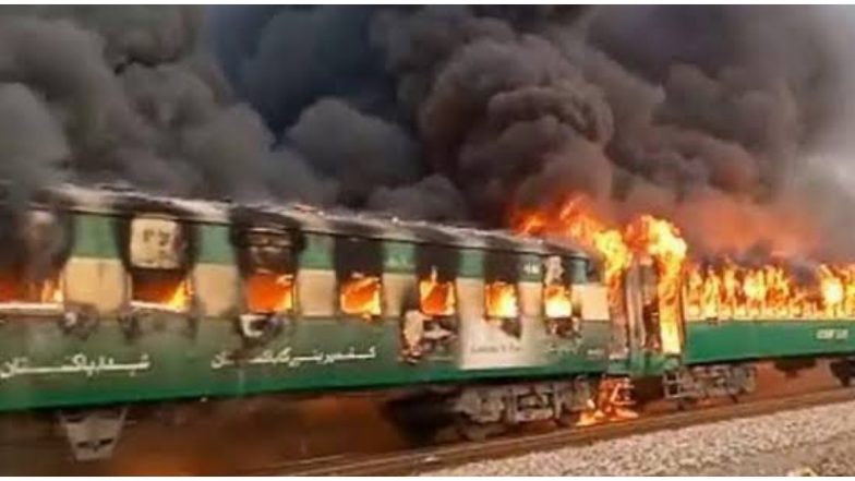 पाकिस्तान रेल हादसा: मृतकों की संख्या बढ़कर 73 हुई, कई अभी भी अस्पताल में