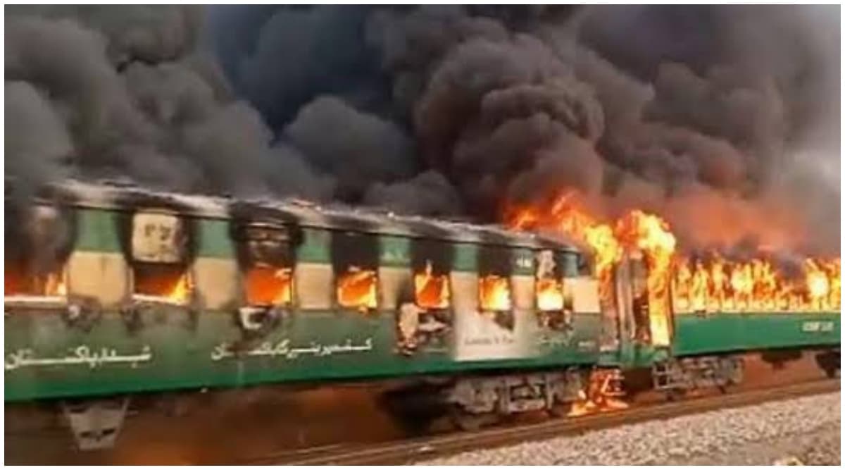 पाकिस्तान रेल हादसा: मृतकों की संख्या बढ़कर 73 हुई, कई अभी भी अस्पताल में पाकिस्तान रेल हादसा: मृतकों की संख्या बढ़कर 73 हुई, कई अभी भी अस्पताल में