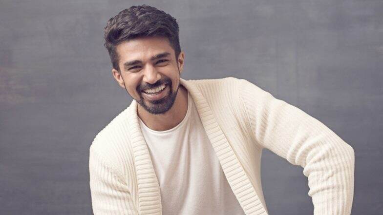 '83' की शूटिंग खत्म होने के बाद भावुक हुए साकिब सलीम, कहा- फिल्म के अंतिम दिन की शूटिंग काफी भावनात्मक रही '83' की शूटिंग खत्म होने के बाद भावुक हुए साकिब सलीम, कहा- फिल्म के अंतिम दिन की शूटिंग काफी भावनात्मक रही