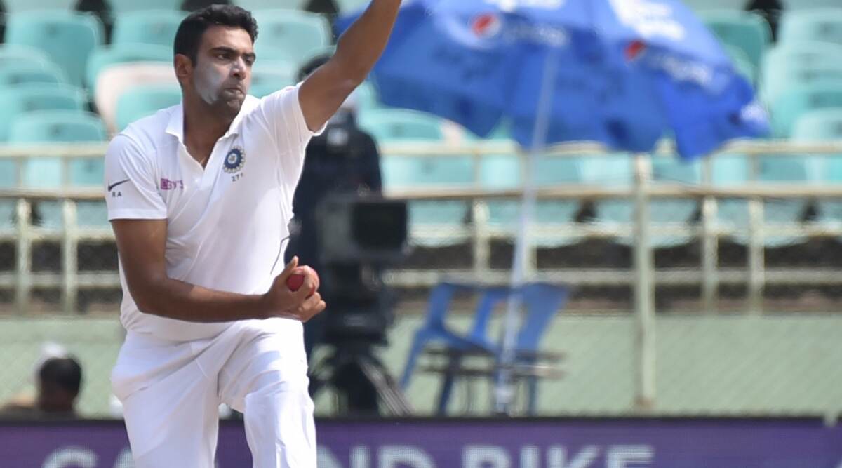 R Ashwin Record: गजब गेंदबाज हैं रविचंद्रन अश्विन, आज किया वो कारनामा जो मुरलीधरन और वार्न भी नहीं कर सके